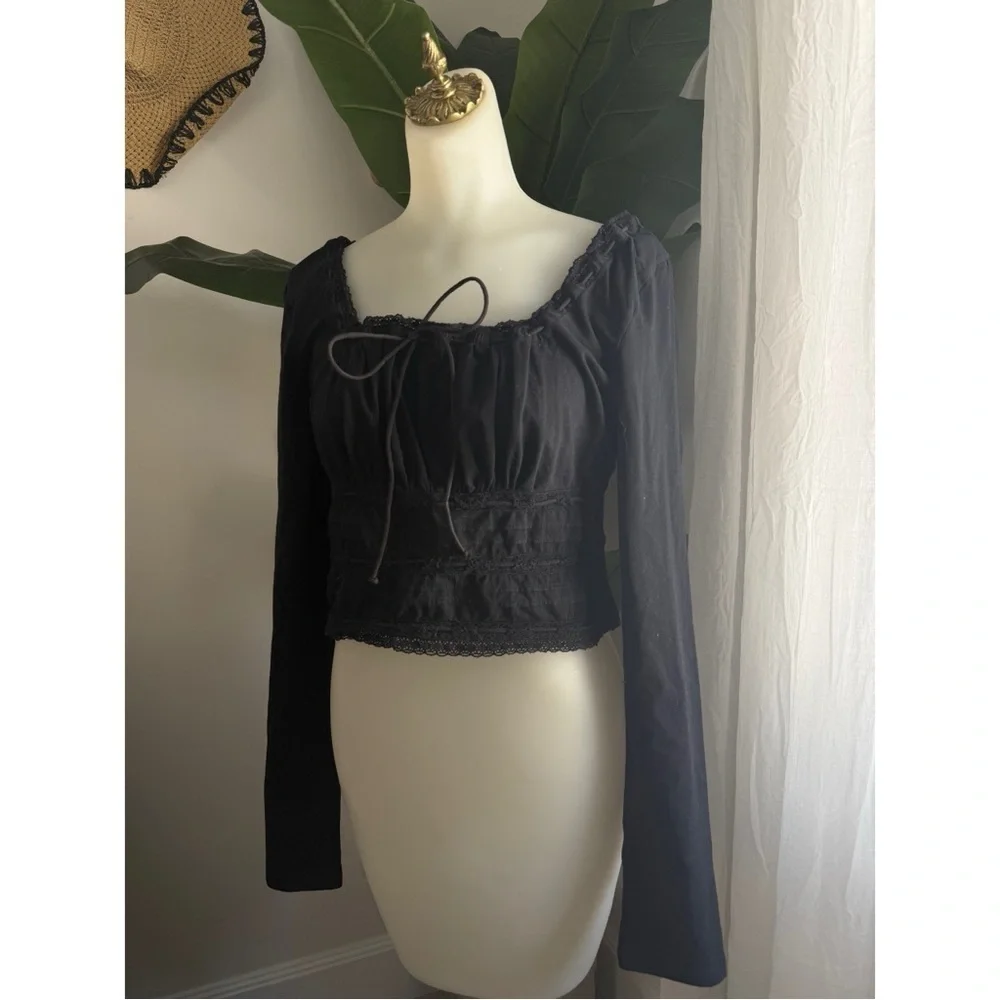 Free People Square Neck Long Sleeve Crop Lace Size L